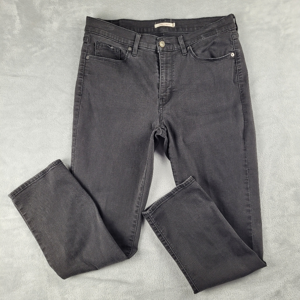 Levis Women's Jeans Classic Straight Black Size 14